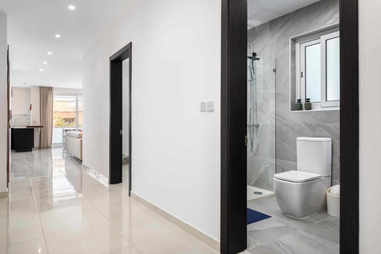 Modern 3Br Stylish Apartment With Large Balcony - Close To St Julians And St Georges Bay Is-Swieqi Exterior foto